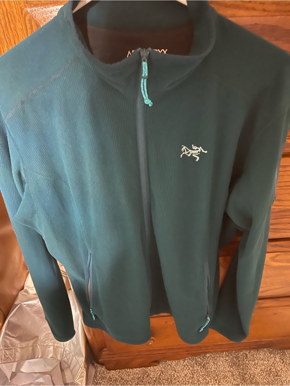Arc'teryx Men's Green Zip-Front Sweater